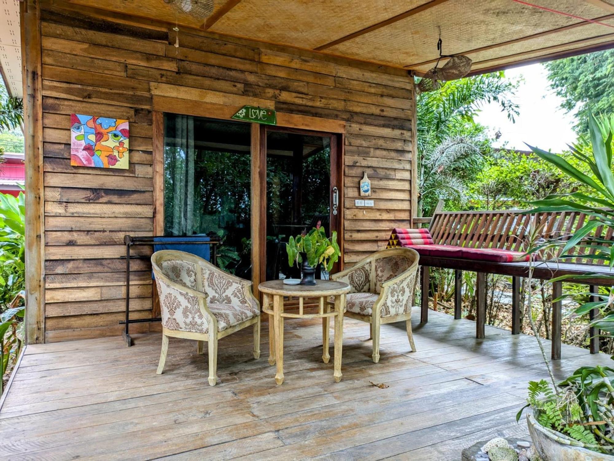 Coconut Lanta Resort @Klong Dow Beach Krabi town Extérieur photo